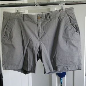 Old Navy short